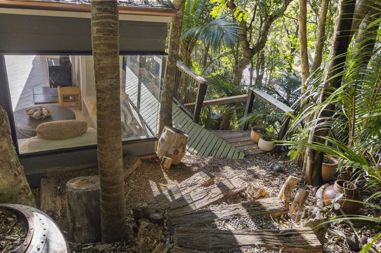 71 Trig Hill Road Onetangi_19