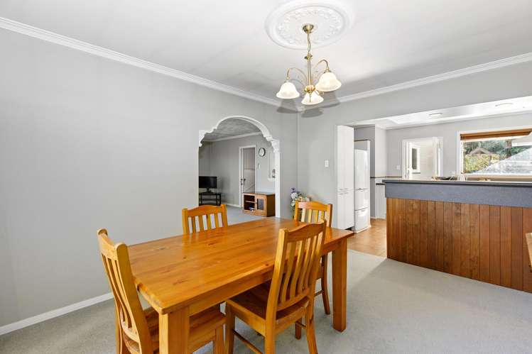 16 and 18 Faris Crescent Wainuiomata_7
