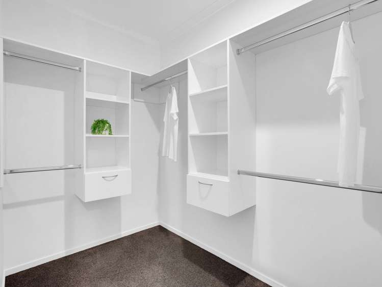26 Blackwood Crescent Glenview_14