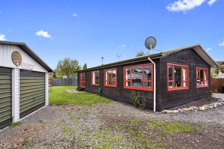 17 Gibbs Drive Woodend_11