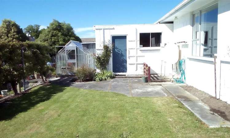 8b Brown Street Gore_16