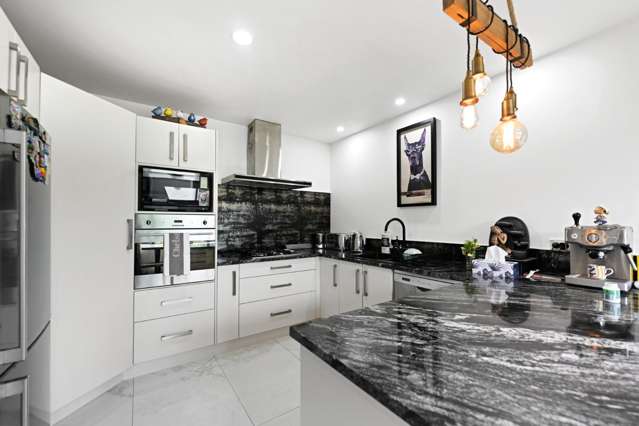 5B Opoia Road 1074_4