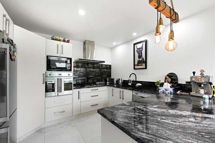 5B Opoia Road 1074_4