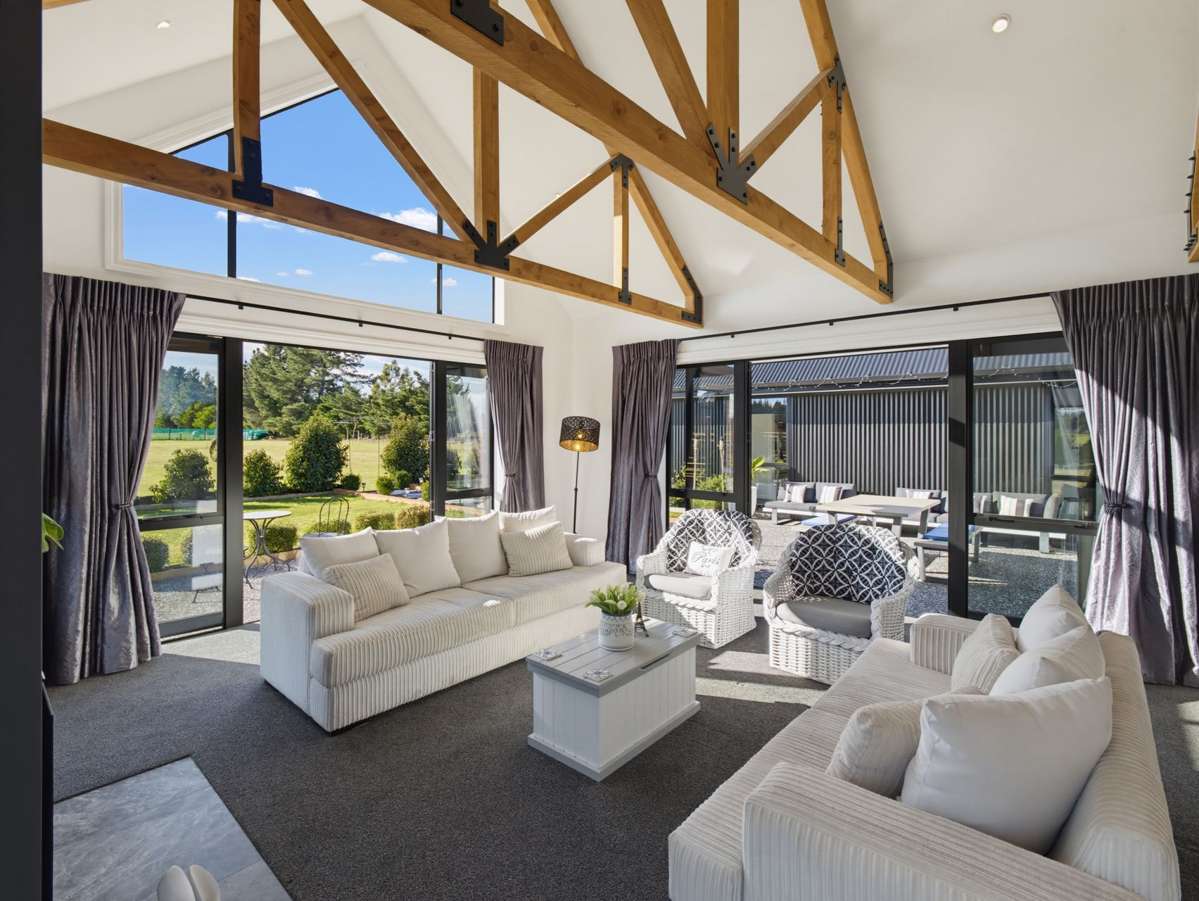944b Weedons Ross Road_2