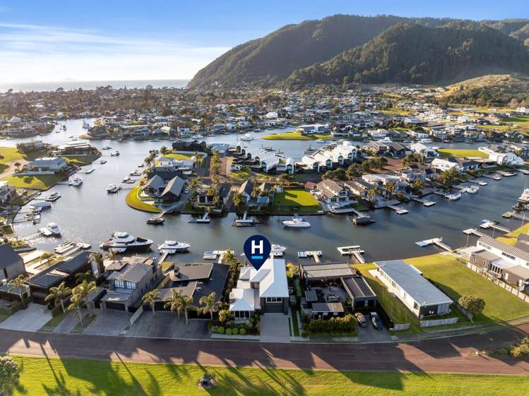 140 Waterways Parade Pauanui_40