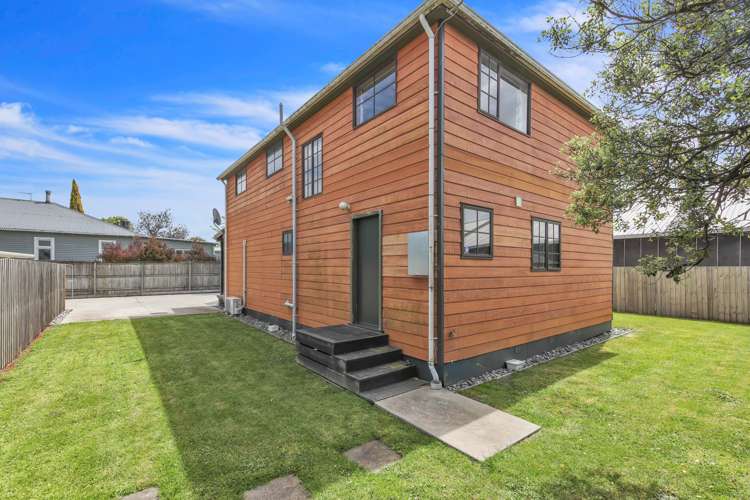 41 Birchfield Avenue Dallington_7