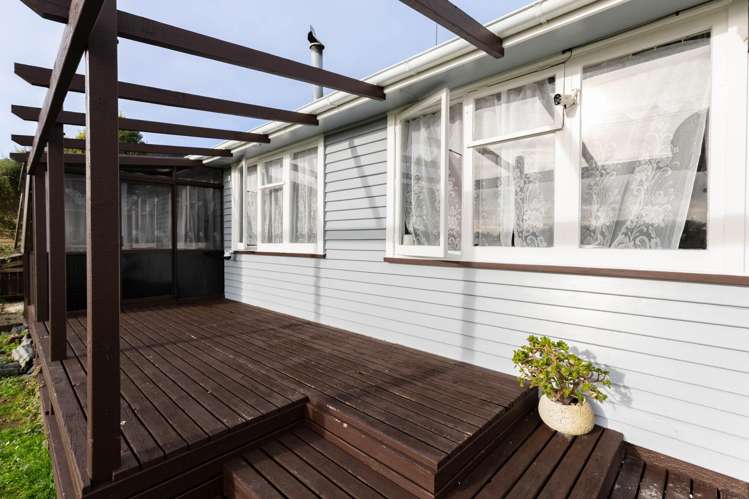 96 Hall Street Cobden_14