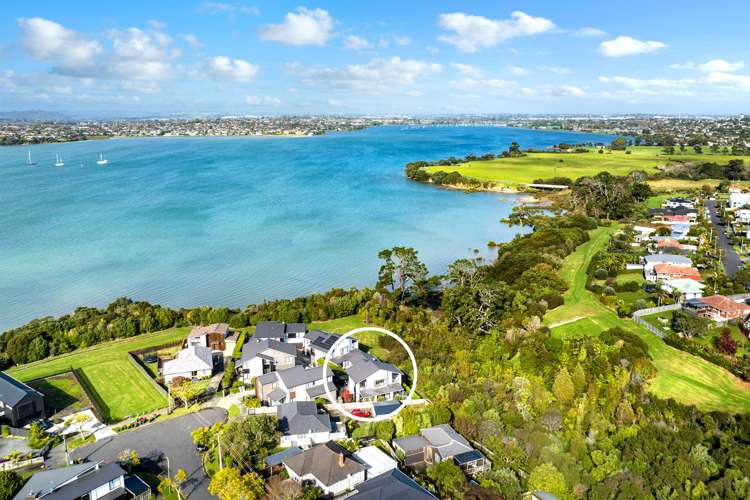 19b Fernwood Place Wai O Taiki Bay_5