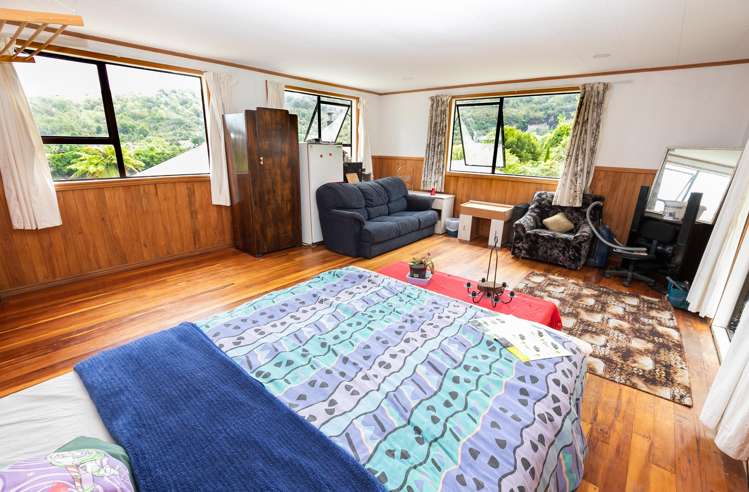 1042 State Highway 7 Dobson_9