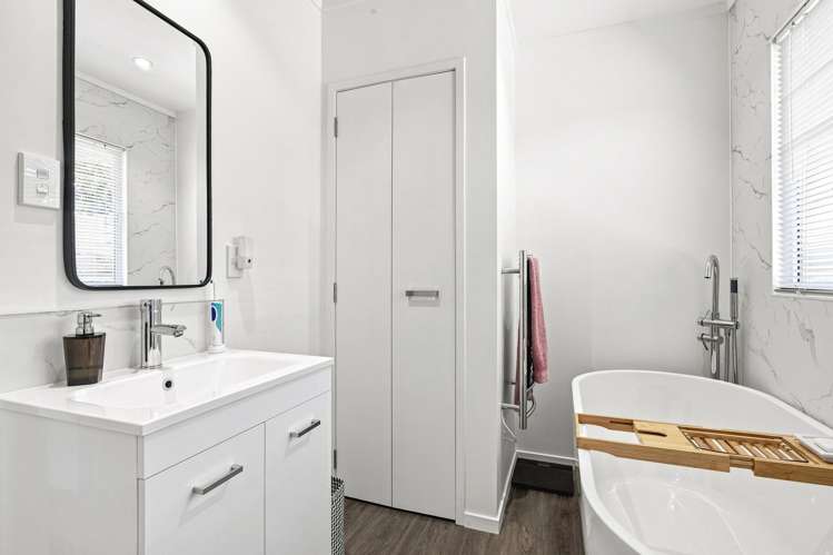 1/12 Regents Grove Richmond Heights_17