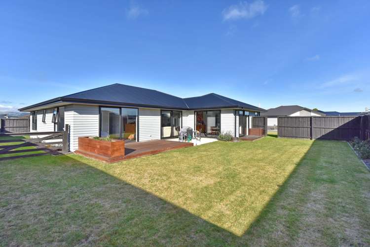 33 Doncaster Avenue Lincoln_25