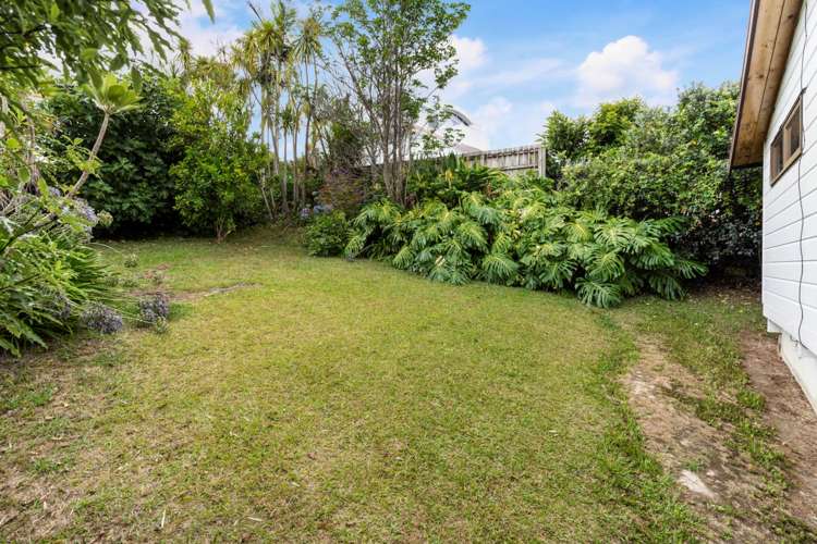 23 Wyoming Avenue Murrays Bay_16