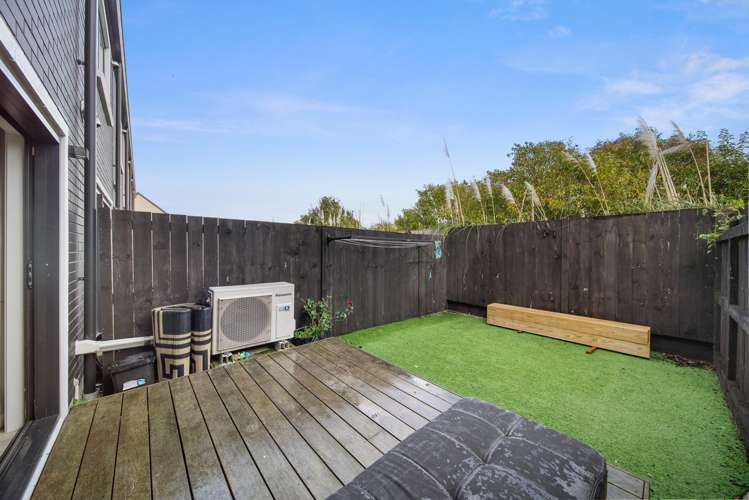 28/137 Hall Avenue Favona_11