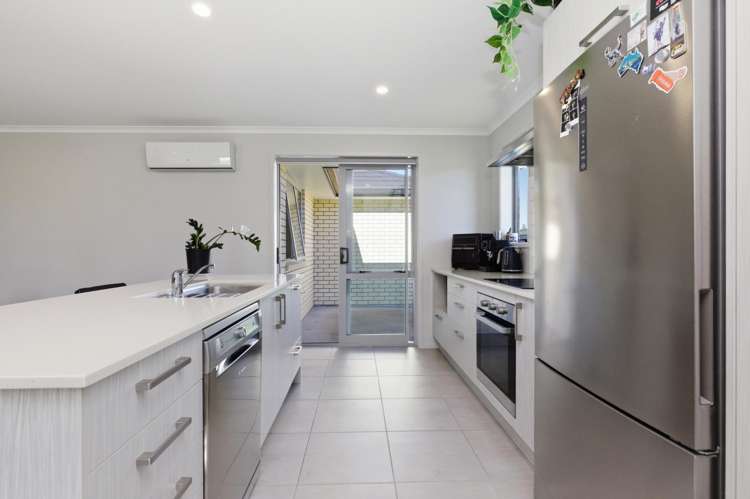 9 Kirk Lane Ohauiti_5