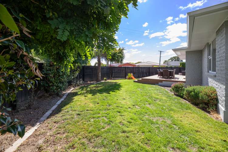 2 Houghton Crescent Redwoodtown_17