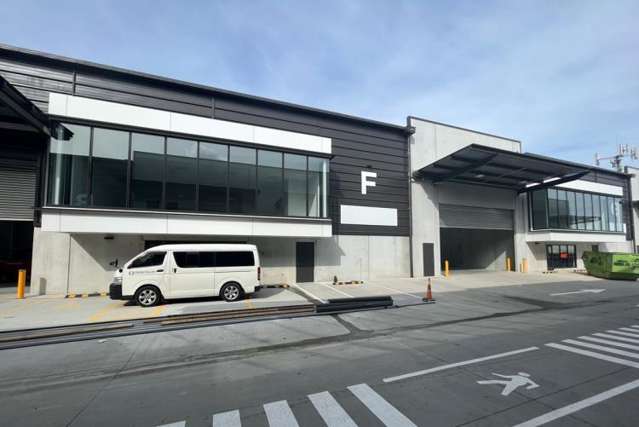 Unit E&F, 8 Chonny Crescent Manurewa_1