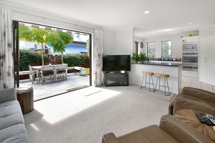 2/3 Marie Avenue Red Beach_7