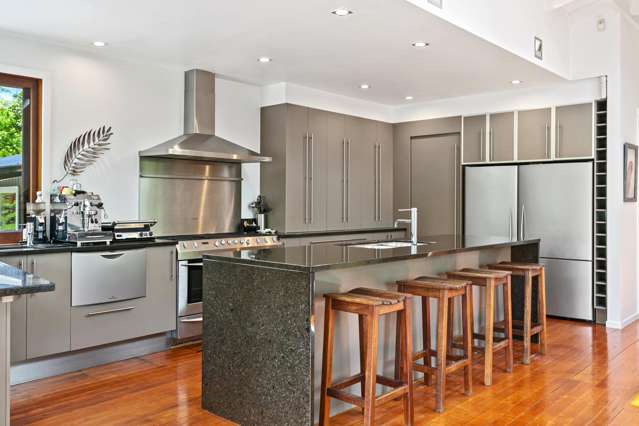 32 Ngamotu Road and 4b Hilden Place Taupo_3