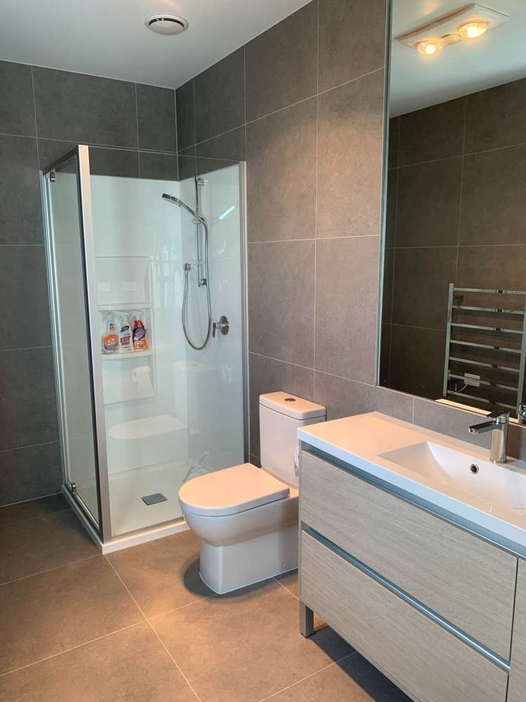 5 Koura Drive Red Beach_16