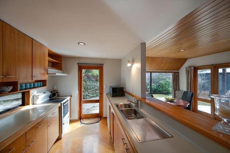 10 Lordens Place Fernhill/Sunshine Bay_7