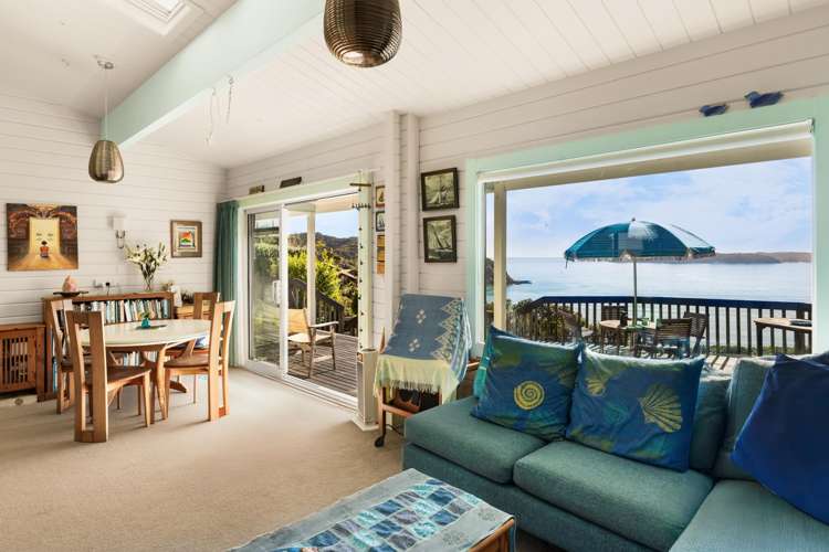 11 Russell Heights Russell_4