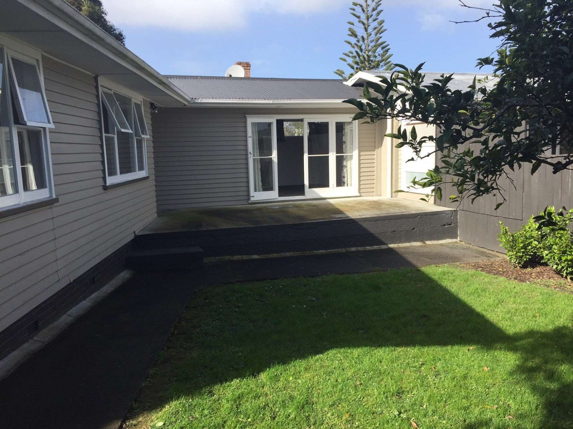 1/14 Ozich Avenue Te Atatu South_0