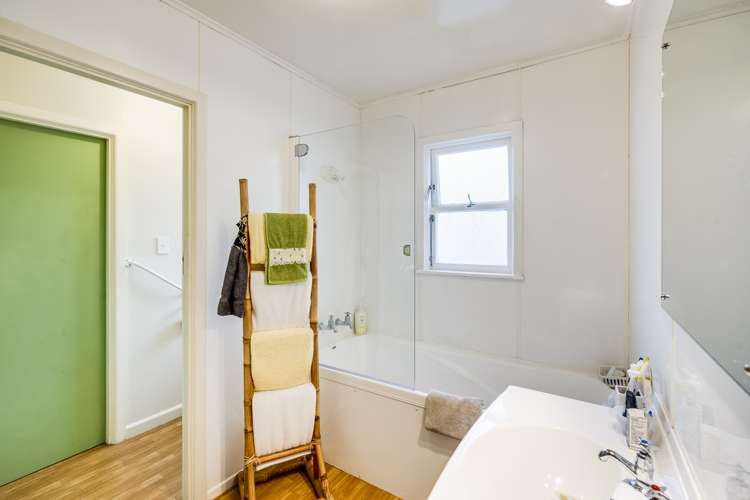 220 Kennedy Road Onekawa_9