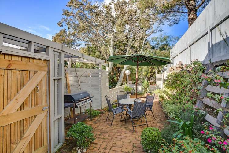 2 Hogan Street Pukekohe_16