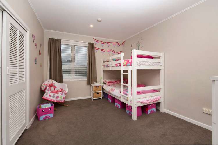 64 Patons Road Howick_17