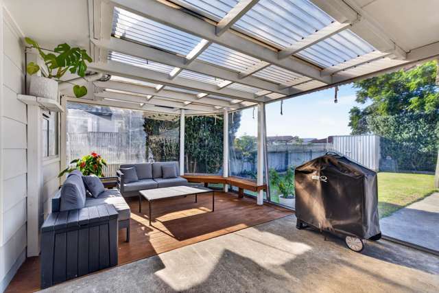 313 Westminster Avenue Tamatea_2