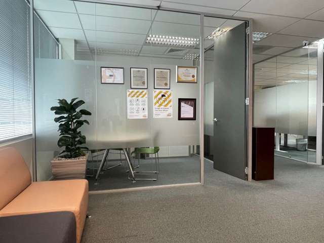 Unit 4/33 Apollo Drive Rosedale_2