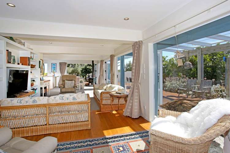 19 Cordyline Road Port Waikato_15