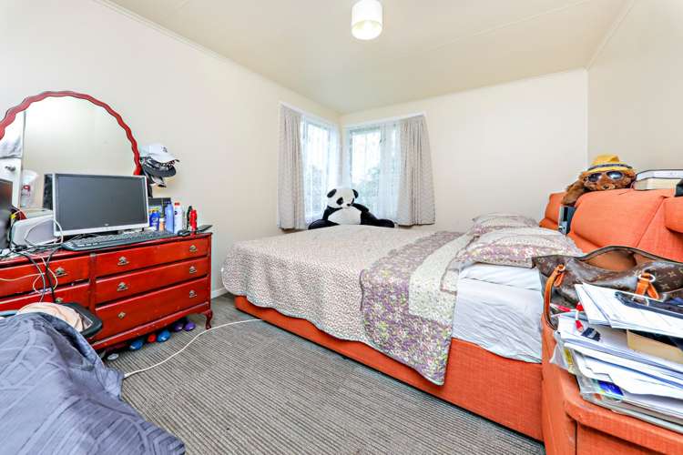 8 Vickers Crescent Mangere_8