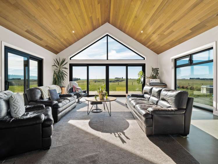 470 Clinton Highway Te Houka_3