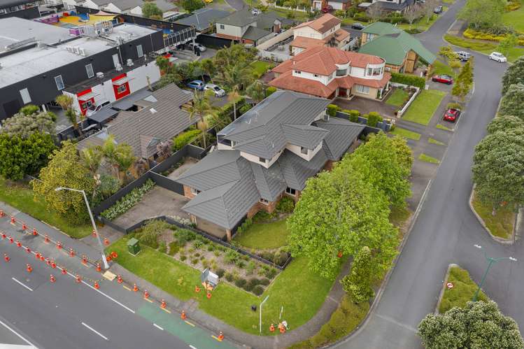 2 Vinograd Drive Te Atatu Peninsula_48