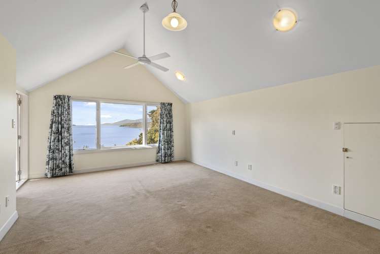 13 Cholmondeley Lane Governors Bay_13