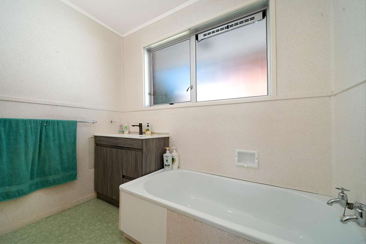 464 Blockhouse Bay Road_4