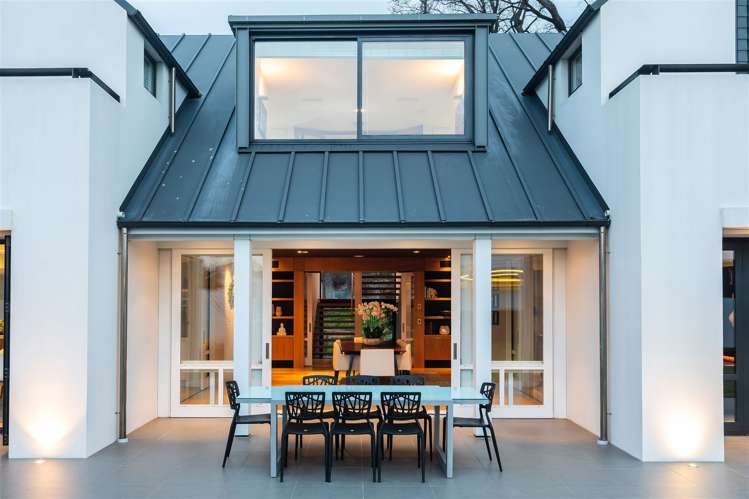 3 Helmores Lane Merivale_39