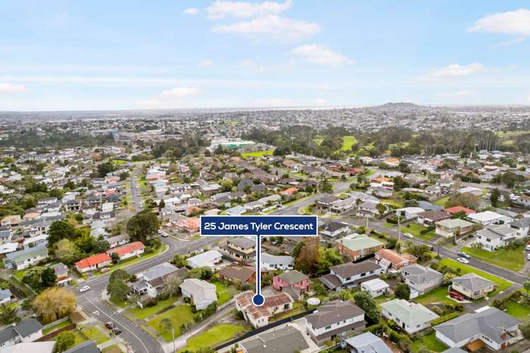 25 James Tyler Crescent Lynfield_6
