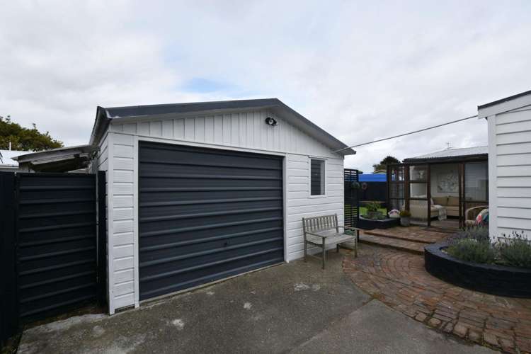 83 Robertson Street Richmond_10