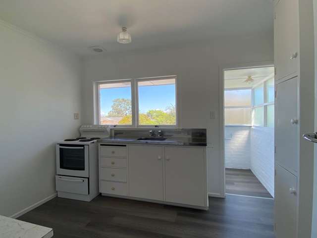 2/18 Ellen Avenue Hillcrest_4