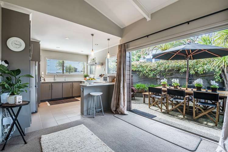 1/15 Telephone Road Birkenhead_0