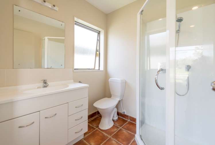 20 Chic Gardens Parakai_6