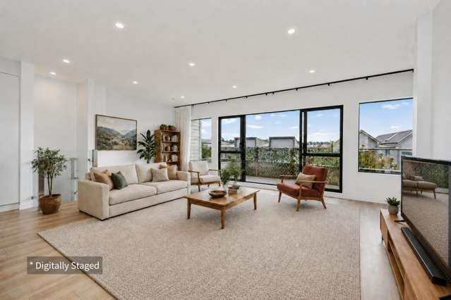 Spacious Living - NO BODY CORP!