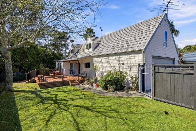 Established Charm, Unexpected Space
