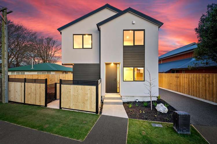 1/118 McFaddens Road St Albans_11
