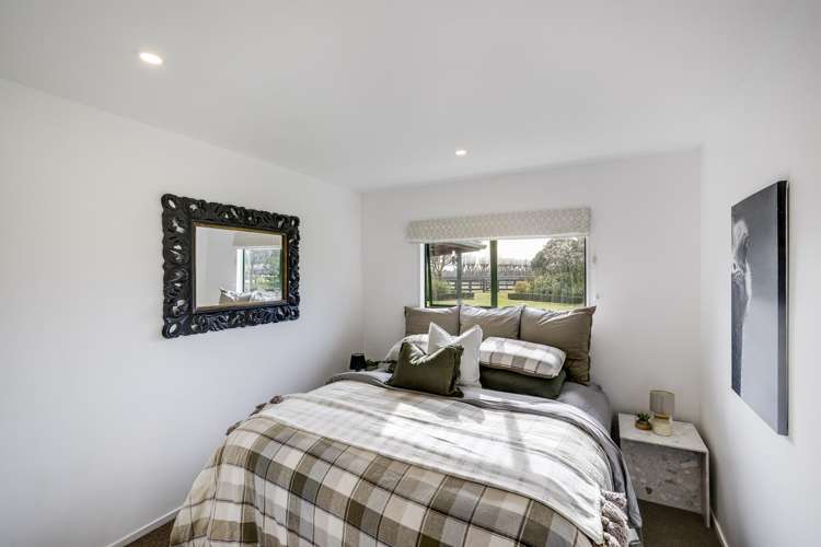 137 West Road Pakipaki_25