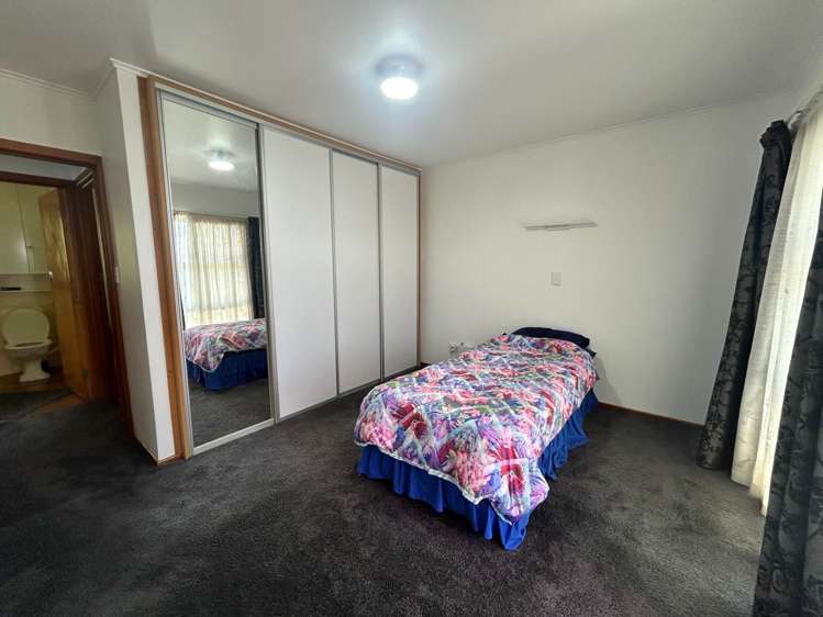 2/40 Ocean View Road Hillcrest_8