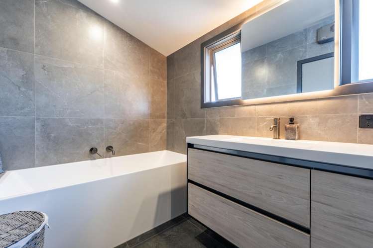 38 Pukatea Street Glenwood_5