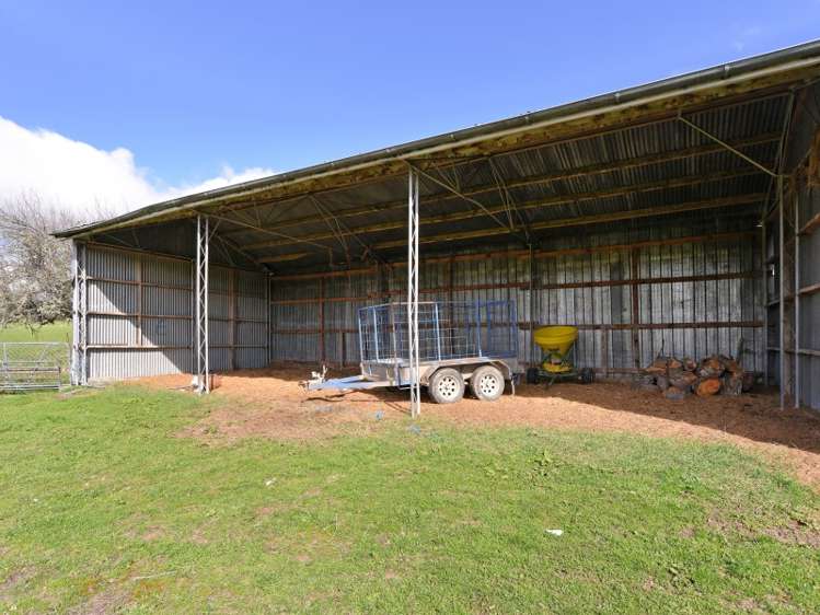 142 Strachan Road Ngatimoti_18